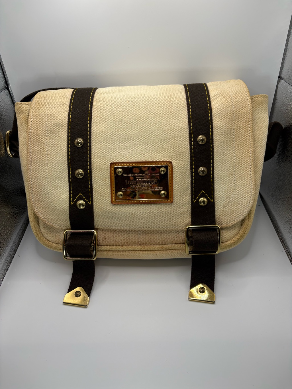 Louis Vuitton Antigua Besace Cream Canvas Messenger Bag With Dark Brown Trim